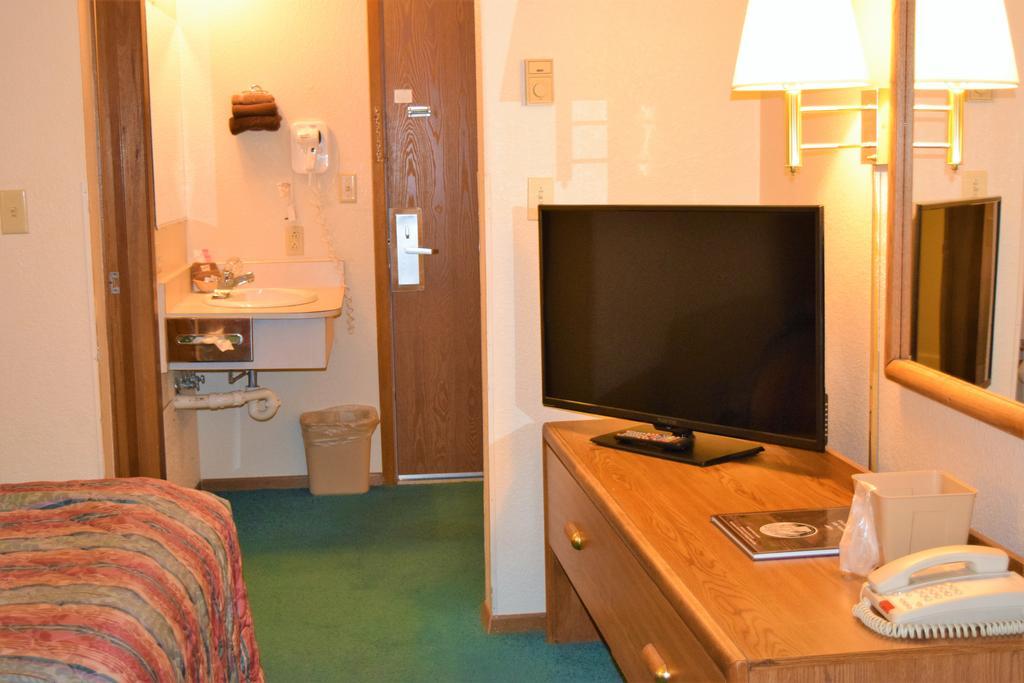 Country Inn Libby المظهر الخارجي الصورة