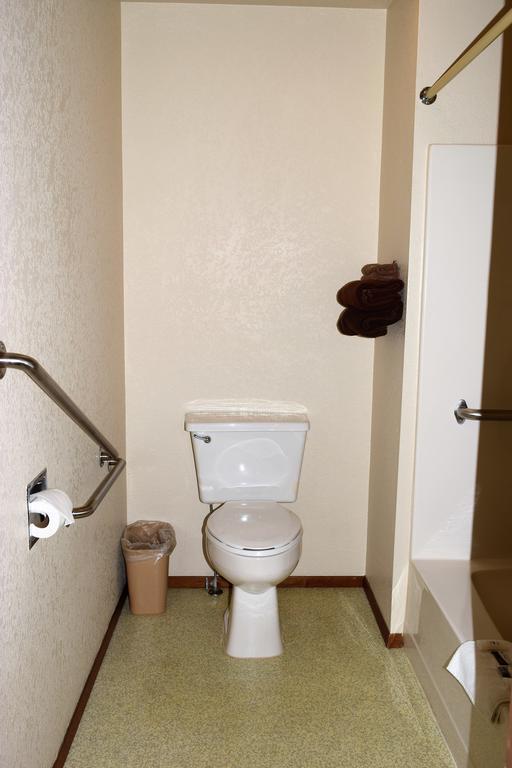 Country Inn Libby المظهر الخارجي الصورة